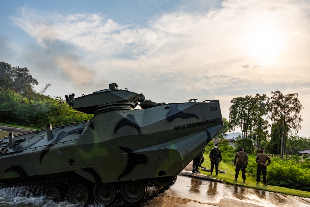 U.S. Marine Corps Forces Pacific Commander visits Thai, U.S. Marines during Cobra Gold 2022