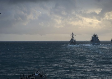 USS The Sullivans (DDG 68) - Dynamic Guard Exercise