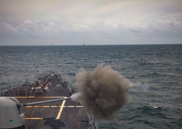 USS The Sullivans (DDG 68) - Dynamic Guard Gunnery Exercise