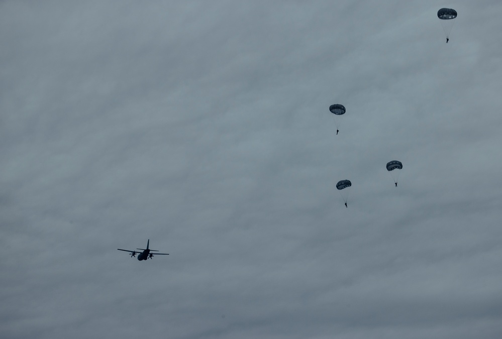 20th Special Special Forces Group conduct airborne operations