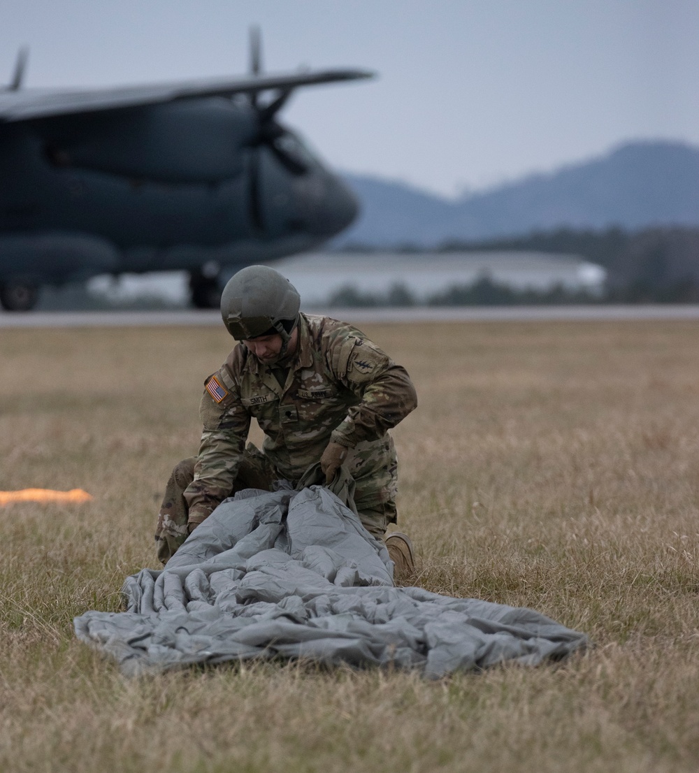 20th Special Special Forces Group conduct airborne operations