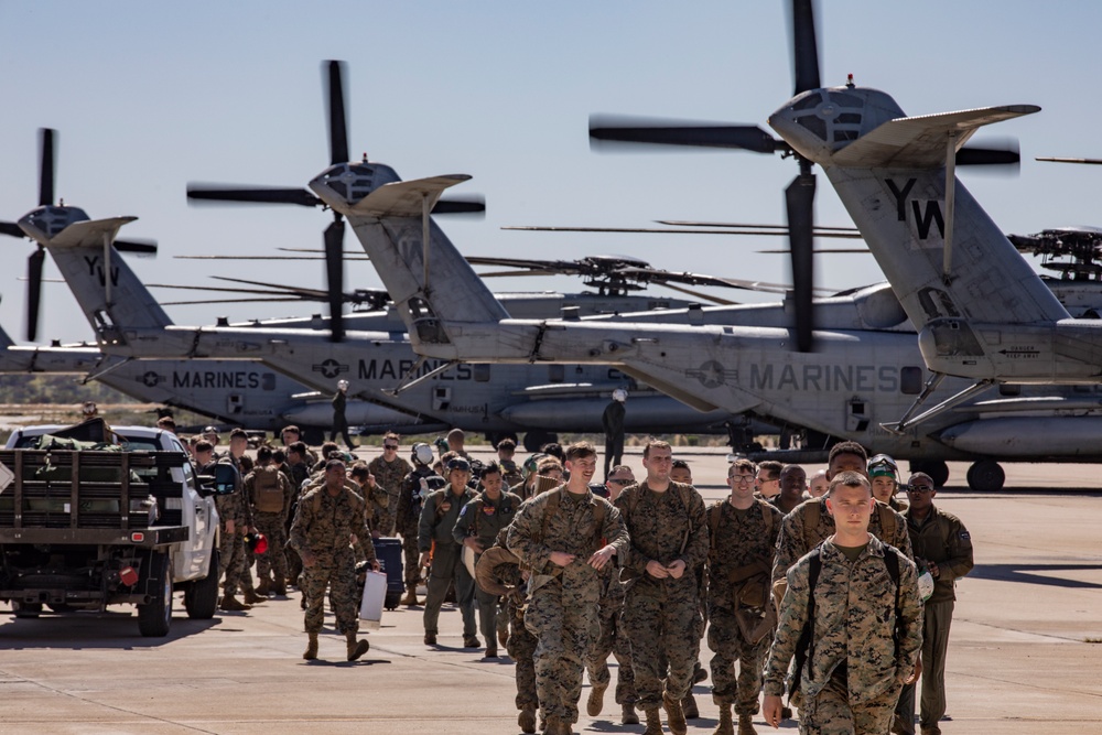 VMM-165 (Rein.), 11th MEU, returns from Western Pacific 21.2 deployment