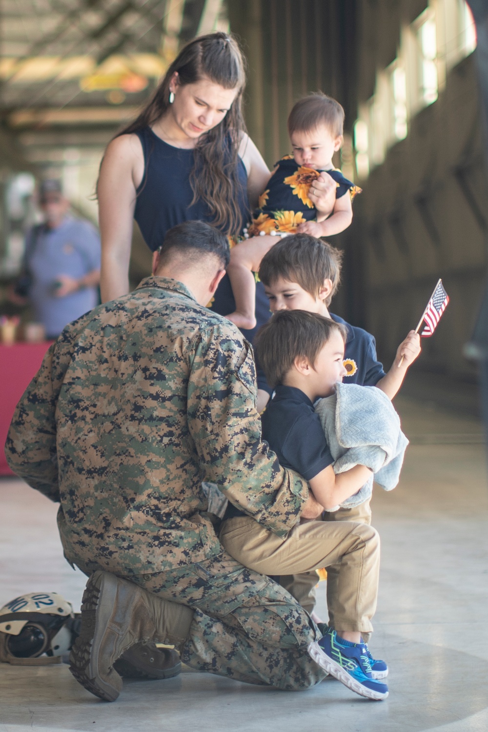 VMM-165 (Rein.), 11th MEU, returns from Western Pacific 21.2 deployment