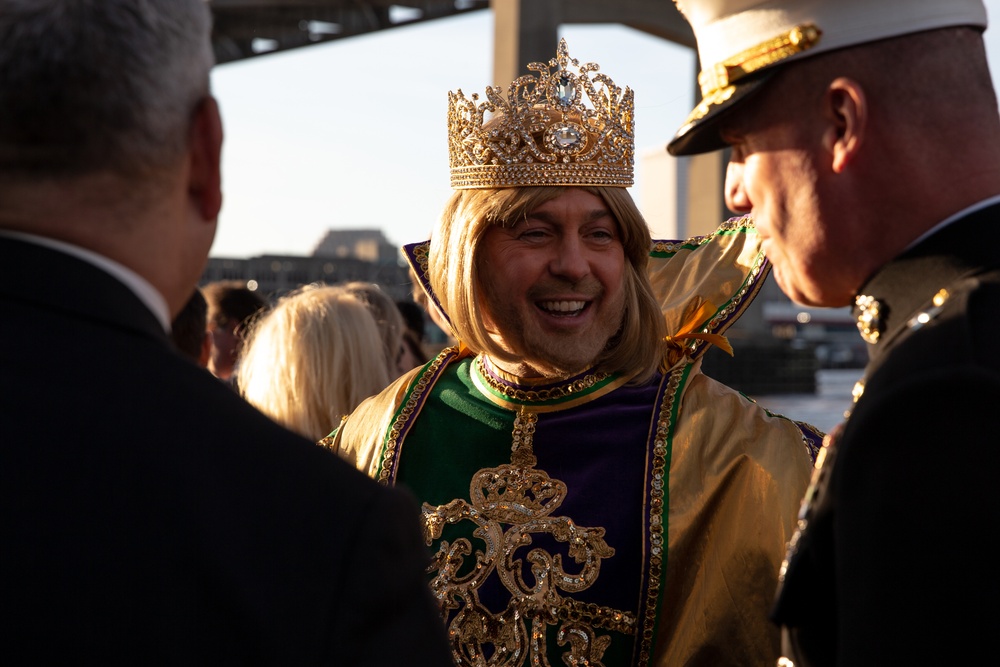 New Orleans Celebrates Lundi Gras with arrival of Rex, Zulu