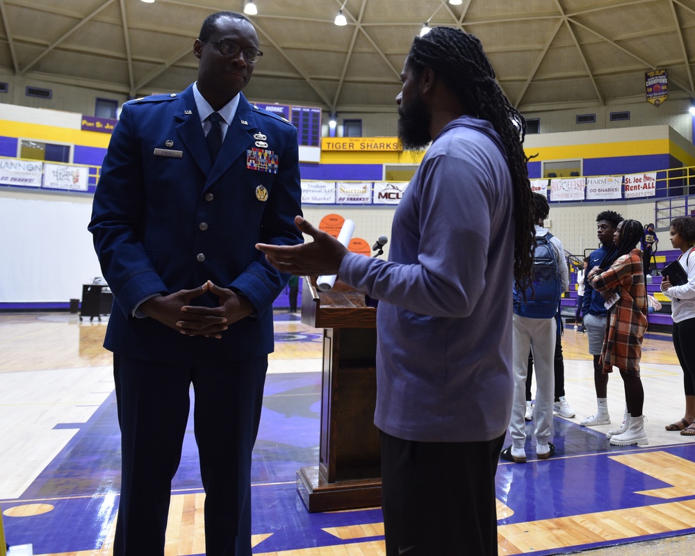 Maj Fingall inspires next generation of leaders