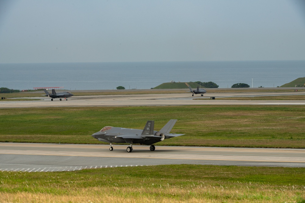 F-35A’s conduct integrated air operations