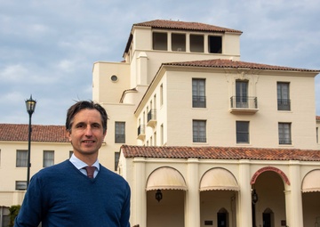 Annual Menneken Awards Honor NPS Faculty for Research Achievements