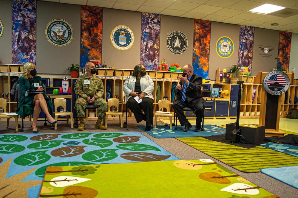 First Lady visits JBSA