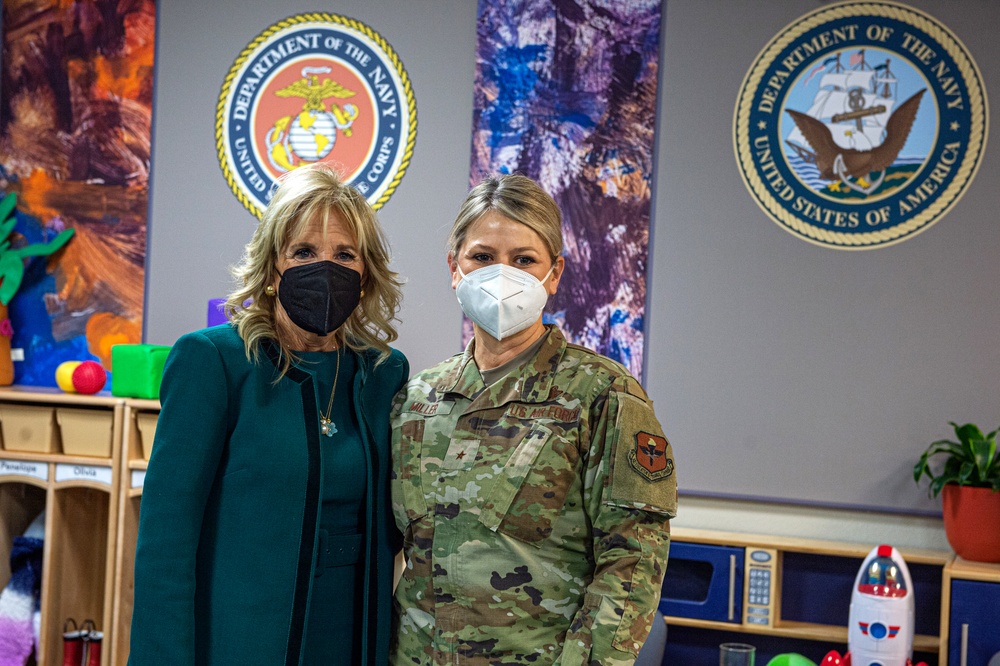 First Lady visits JBSA