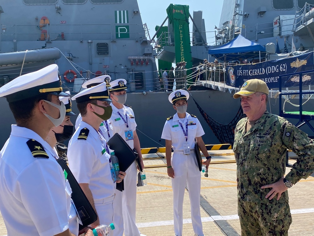 Commander, U.S. Pacific Fleet Visits the Crew of USS Fitzgerald