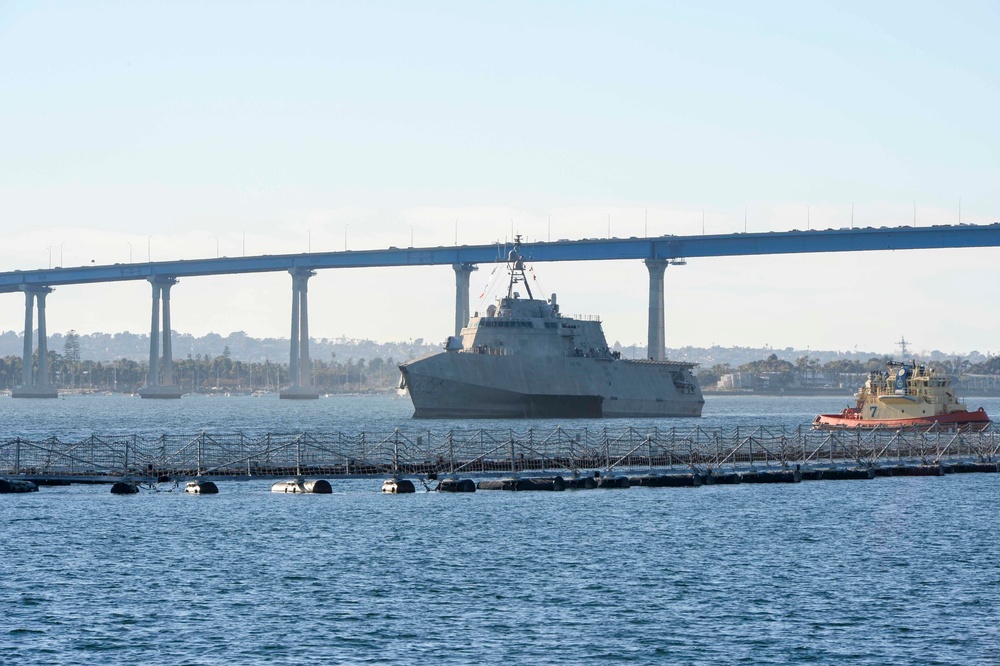 USS Savannah (LCS 28) Arrives in Its Homeport of San Diego for the First time