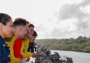 Abraham Lincoln arrives in Guam