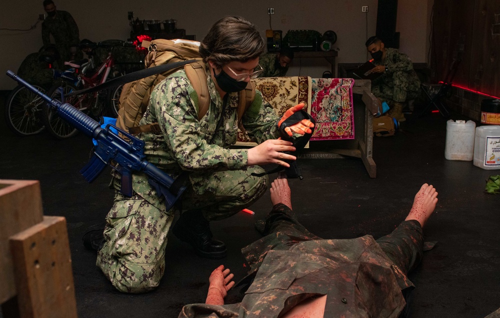 Hospital Corpsman Basic Students Complete TCCC Training