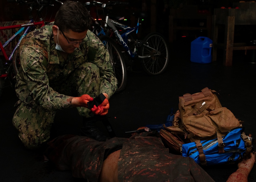 Hospital Corpsman Basic Students Complete TCCC Training