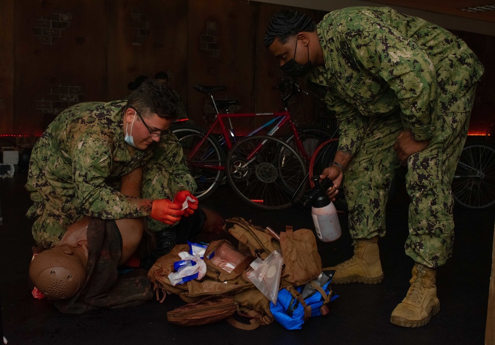 Hospital Corpsman Basic Students Complete TCCC Training