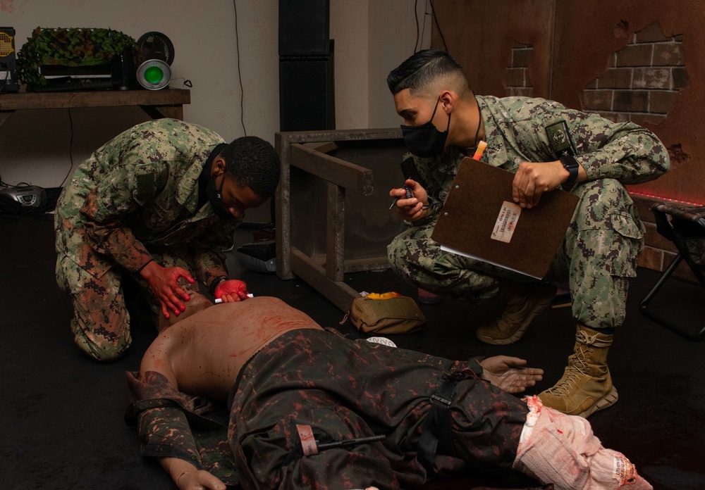 Hospital Corpsman Basic Students Complete TCCC Training