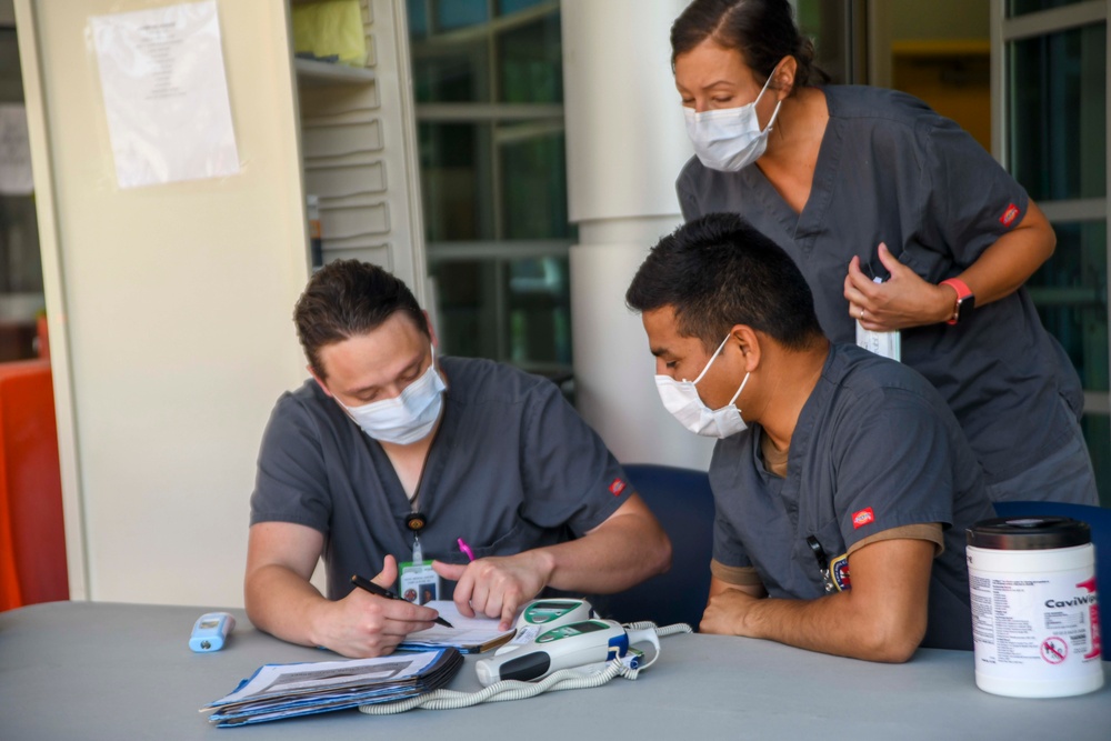 Naval Medical Center Camp Lejeune's COVID/Acute Respiratory Clinic closed