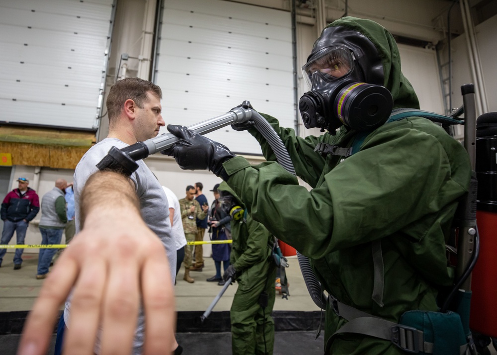 CBIRF, Alaska National Guard Validate Dry Decontamination Procedures during Exercise Arctic Eagle-Patriot 2022