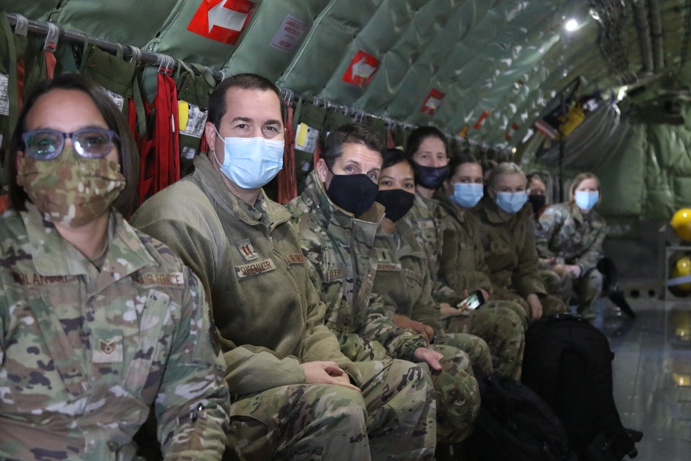 U.S. Air Force Medical Teams supporting Rochester and Syracuse, New York, Visit Niagara Falls Air Reserve Station