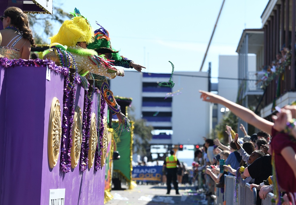 Keesler personnel &quot;Let The Good Times Roll&quot;