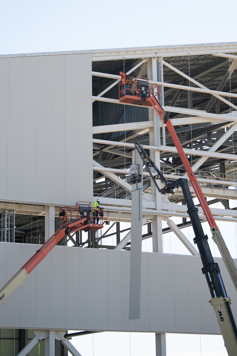 KC-46 hangar construction site at Travis AFB