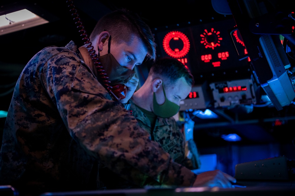 USS Dewey Participates in Bilateral Advanced Warfare Training