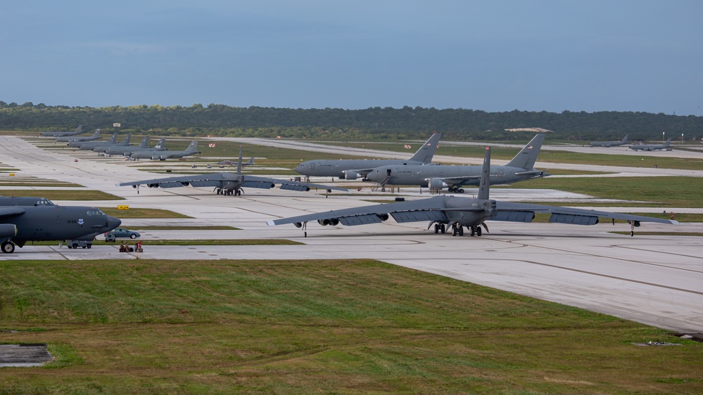 B-52H Stratofortress take-off from Andersen AFB for Singapore Airshow