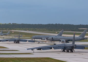 B-52H Stratofortress take-off from Andersen AFB for Singapore Airshow