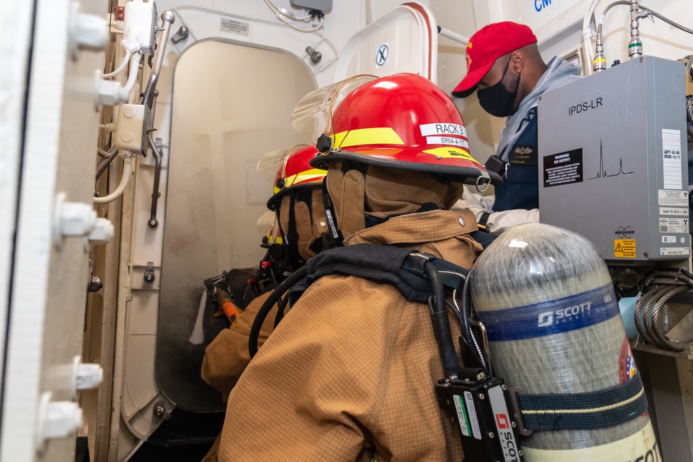 USS Portland (LPD 27) Damage Control Training