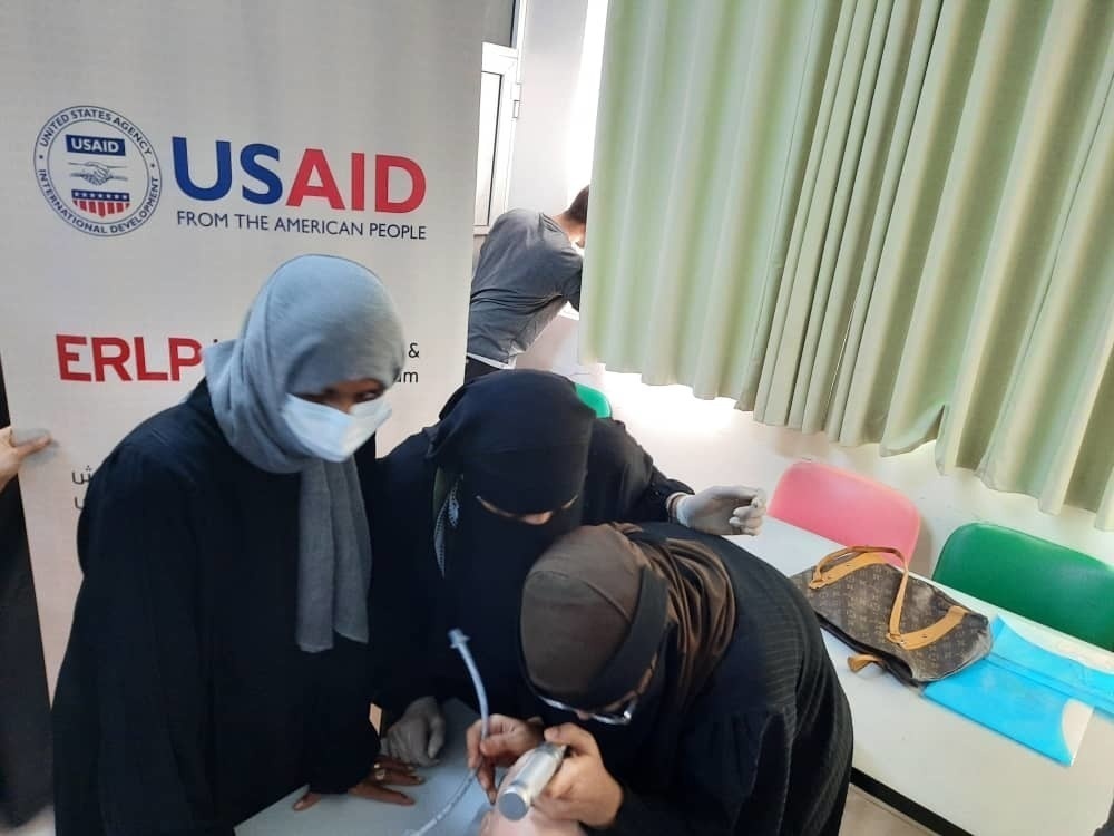 Novice nurses participate in USAID-funded training at Al Naqueeb Hospital in Aden, Yemen in December 2021