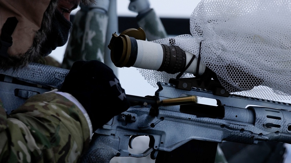 10th SFG(A) Green Berets take aim, fire at Alaska sniper range