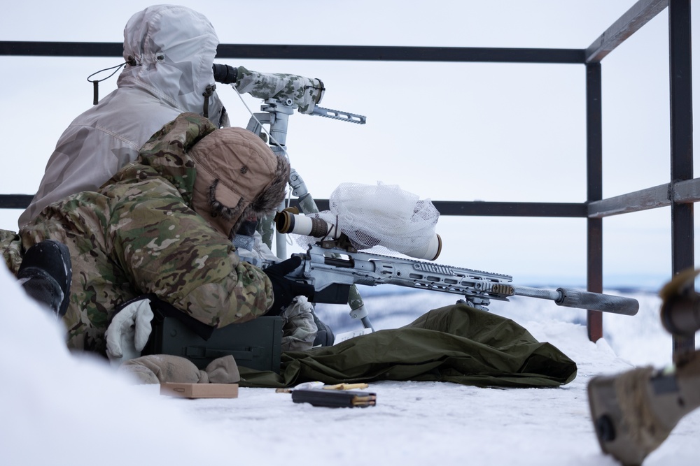 10th SFG(A) Green Berets take aim, fire at Alaska sniper range
