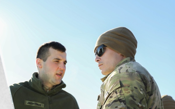 5-4 ADA crosses into Lithuania for exercise Saber Strike