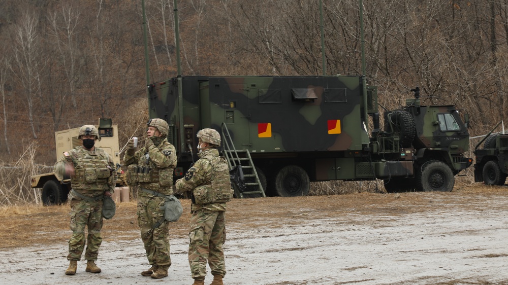 210th Field Artillery Brigade 1-38th FAR Live Fire