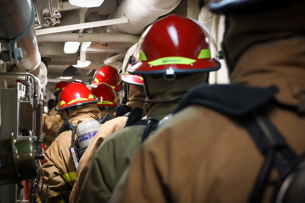 DVIDS - Images - USS The Sullivans (DDG 68) - MSFD [Image 1 of 9]