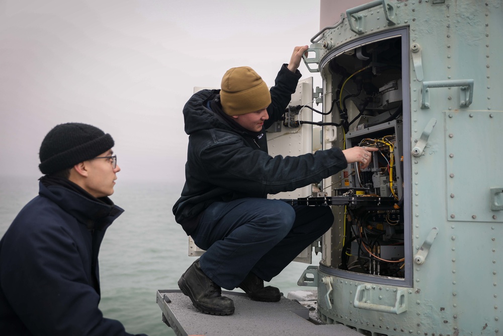 USS The Sullivans (DDG 68) – CIWS