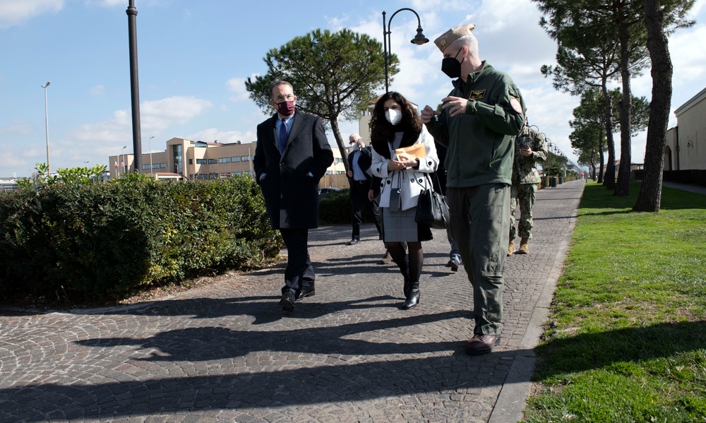 Caserta Police Commissioner Tours NSA Naples Support Site