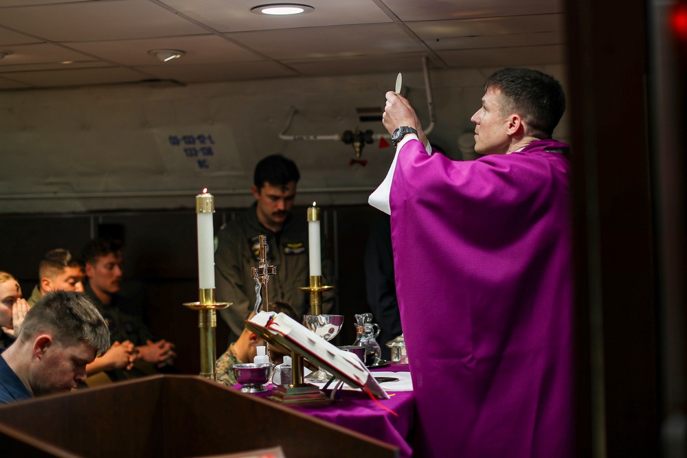 Abraham Lincoln holds Roman Catholic Mass for Ash Wednesday