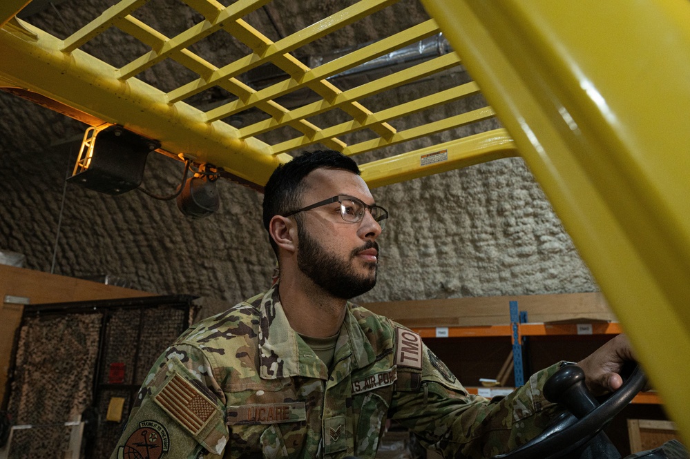 386th ELRS TMO moves cargo and materials through the defense transportation system