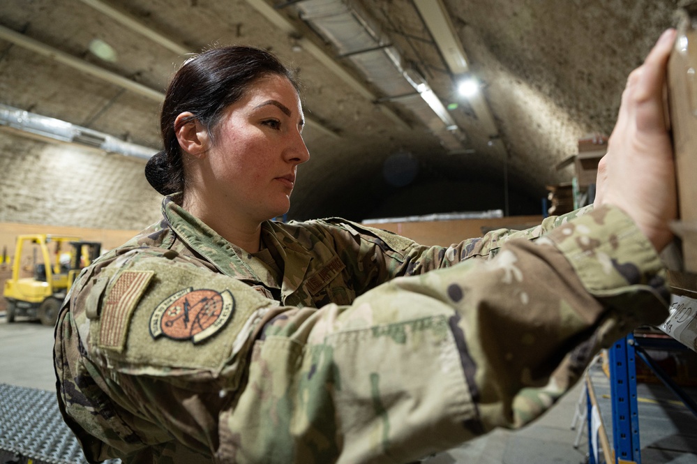 386th ELRS TMO moves cargo and materials through the defense transportation system