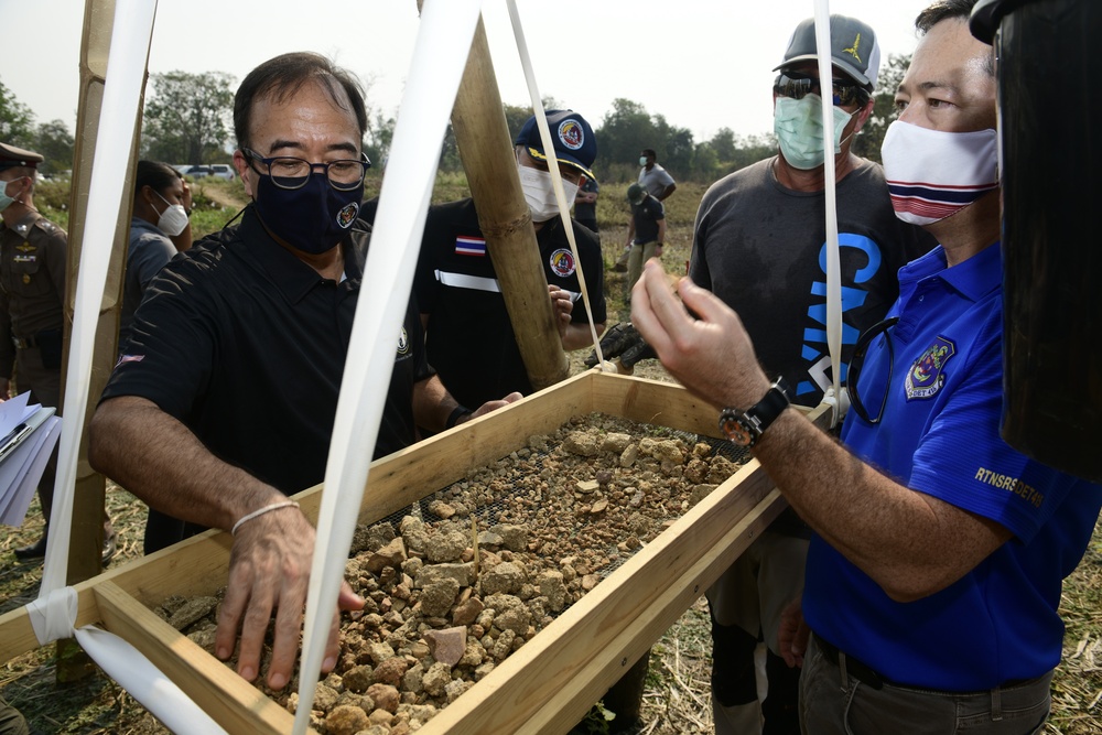 U.S. Embassy Thailand Chargé d'Affaires vistis DPAA in Thailand