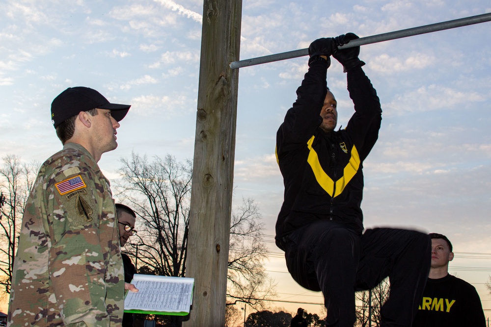 NCOA-E ALC Students Perform ACFT!