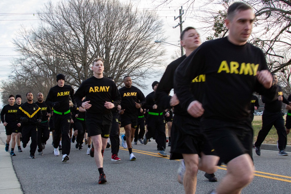 NCOA-E ALC Students Perform ACFT!