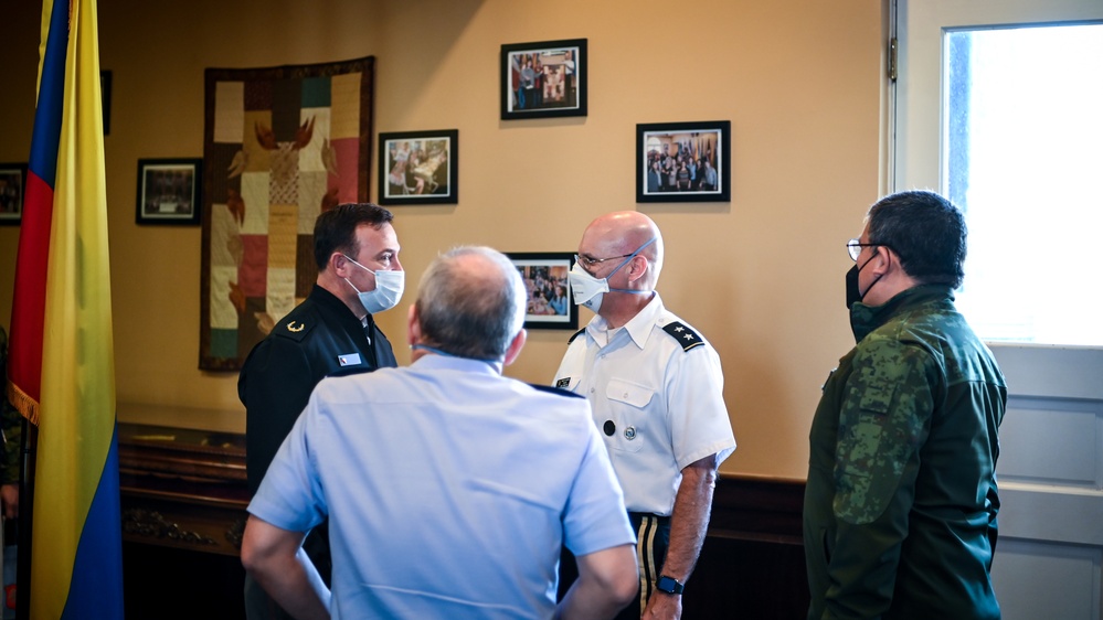 Chilean Defense Attaché Lt. Gen. Cristian Roberto Guedelhoefer Erbetta Visits IADC