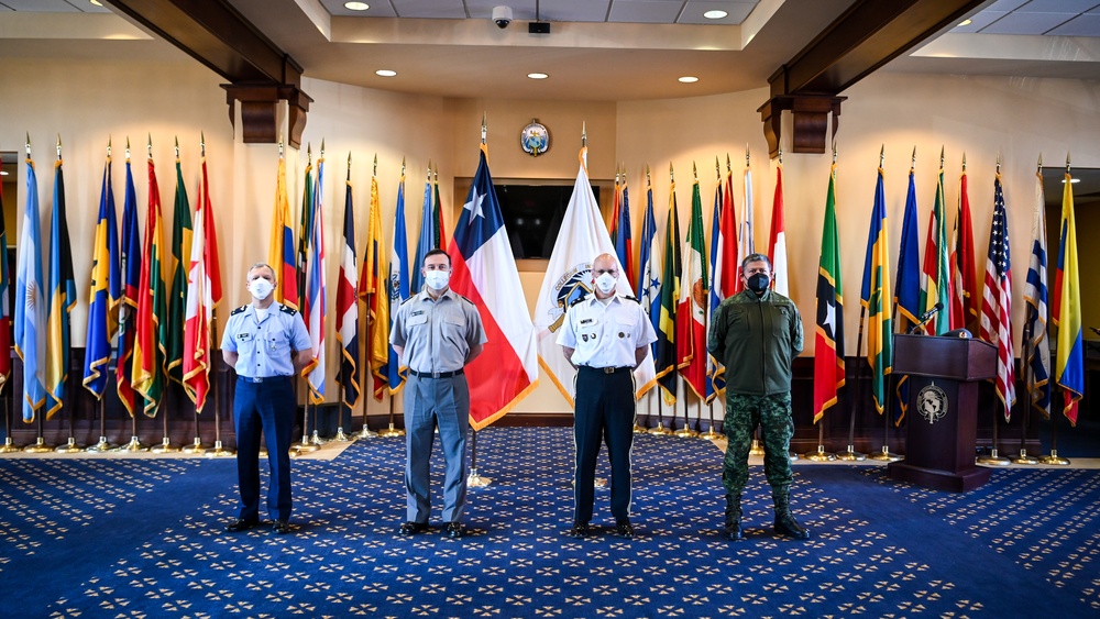 Chilean Defense Attaché Lt. Gen. Cristian Roberto Guedelhoefer Erbetta Visits IADC