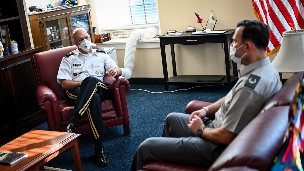 Chilean Defense Attaché Lt. Gen. Cristian Roberto Guedelhoefer Erbetta Visits IADC
