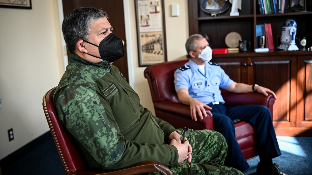 Chilean Defense Attaché Lt. Gen. Cristian Roberto Guedelhoefer Erbetta Visits IADC