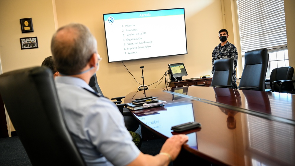Chilean Defense Attaché Lt. Gen. Cristian Roberto Guedelhoefer Erbetta Visits IADC