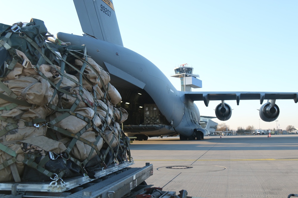 3rd Infantry Division Arrives in Germany