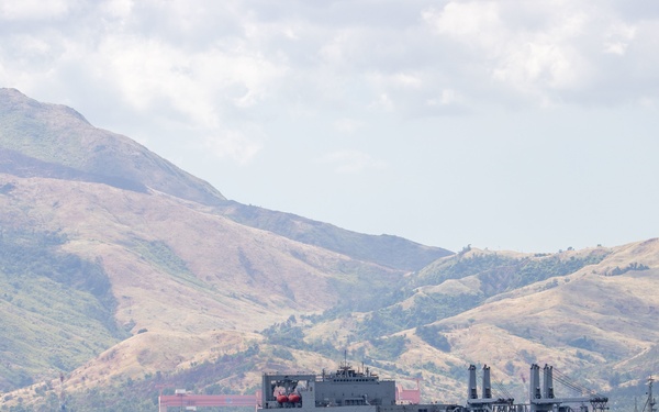 Soldiers draw equipment from APS Afloat for use in Salaknib 22
